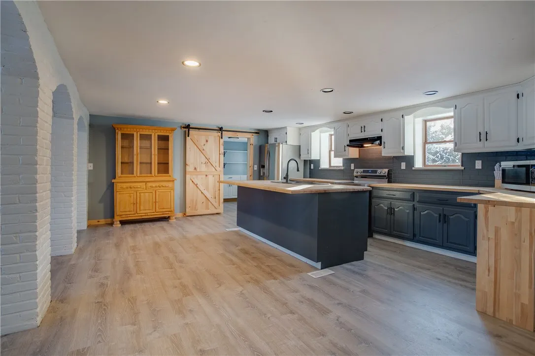 257 Truesdell Road, Harpersfield, New York 13786, Harpersfield, New York 13786, 4 Bedrooms Bedrooms, 19 Rooms Rooms,2 BathroomsBathrooms,Residential,For Sale,257 Truesdell Road, Harpersfield, New York 13786,0,R1645559