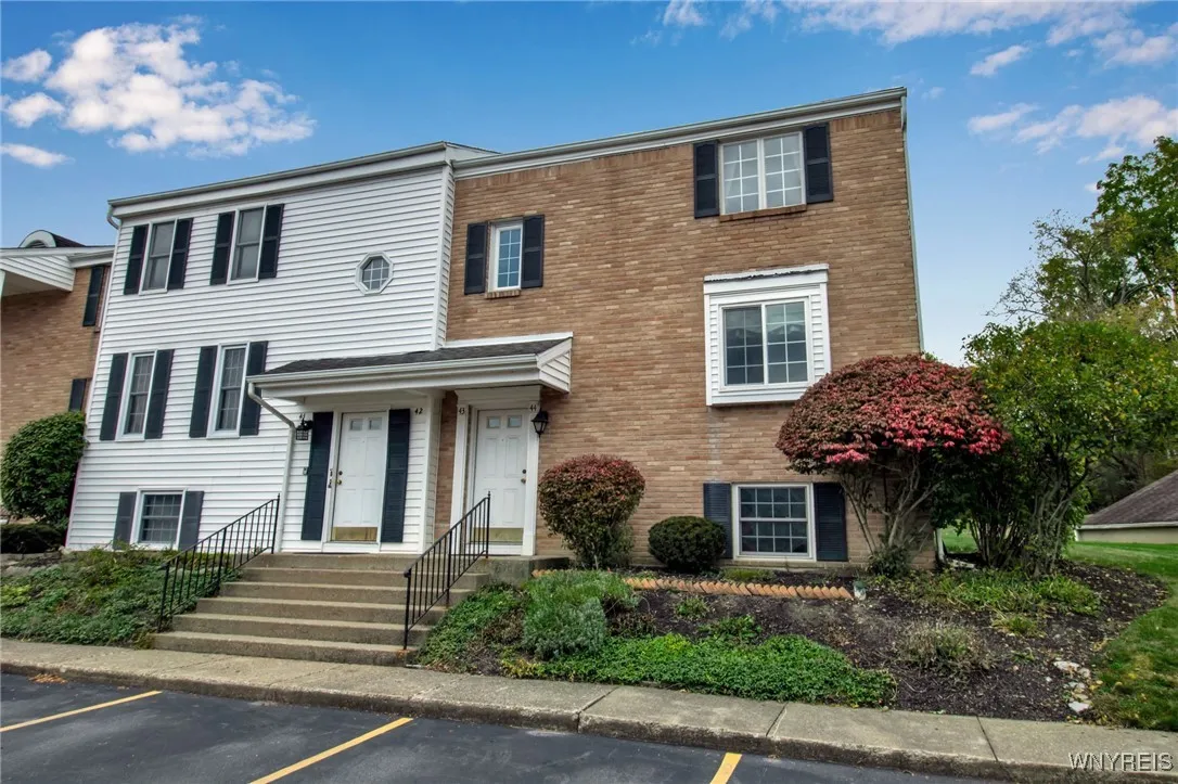270 Buffalo Road 43, Aurora, New York 14052, Aurora, New York 14052, 2 Bedrooms Bedrooms, 5 Rooms Rooms,2 BathroomsBathrooms,Residential Lease,For Rent,270 Buffalo Road 43, Aurora, New York 14052,0,B1645980