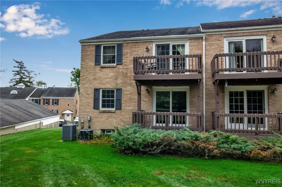 270 Buffalo Road 43, Aurora, New York 14052, Aurora, New York 14052, 2 Bedrooms Bedrooms, 5 Rooms Rooms,2 BathroomsBathrooms,Residential Lease,For Rent,270 Buffalo Road 43, Aurora, New York 14052,0,B1645980