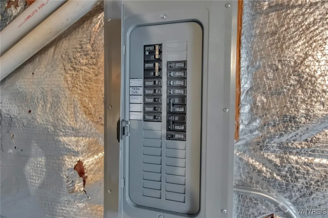 270 Buffalo Road 43, Aurora, New York 14052, Aurora, New York 14052, 2 Bedrooms Bedrooms, 5 Rooms Rooms,2 BathroomsBathrooms,Residential Lease,For Rent,270 Buffalo Road 43, Aurora, New York 14052,0,B1645980