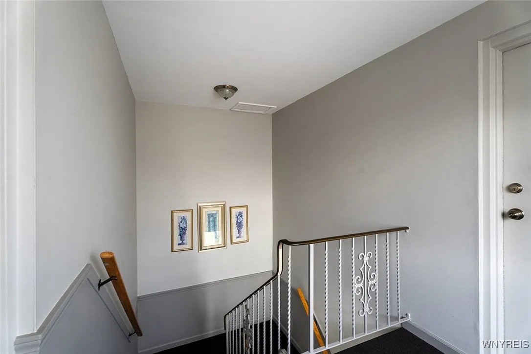 135 Old Lyme Drive 4, Amherst, New York 14221, Amherst, New York 14221, 2 Bedrooms Bedrooms, 5 Rooms Rooms,1 BathroomBathrooms,Residential,For Sale,135 Old Lyme Drive 4, Amherst, New York 14221,0,B1645490