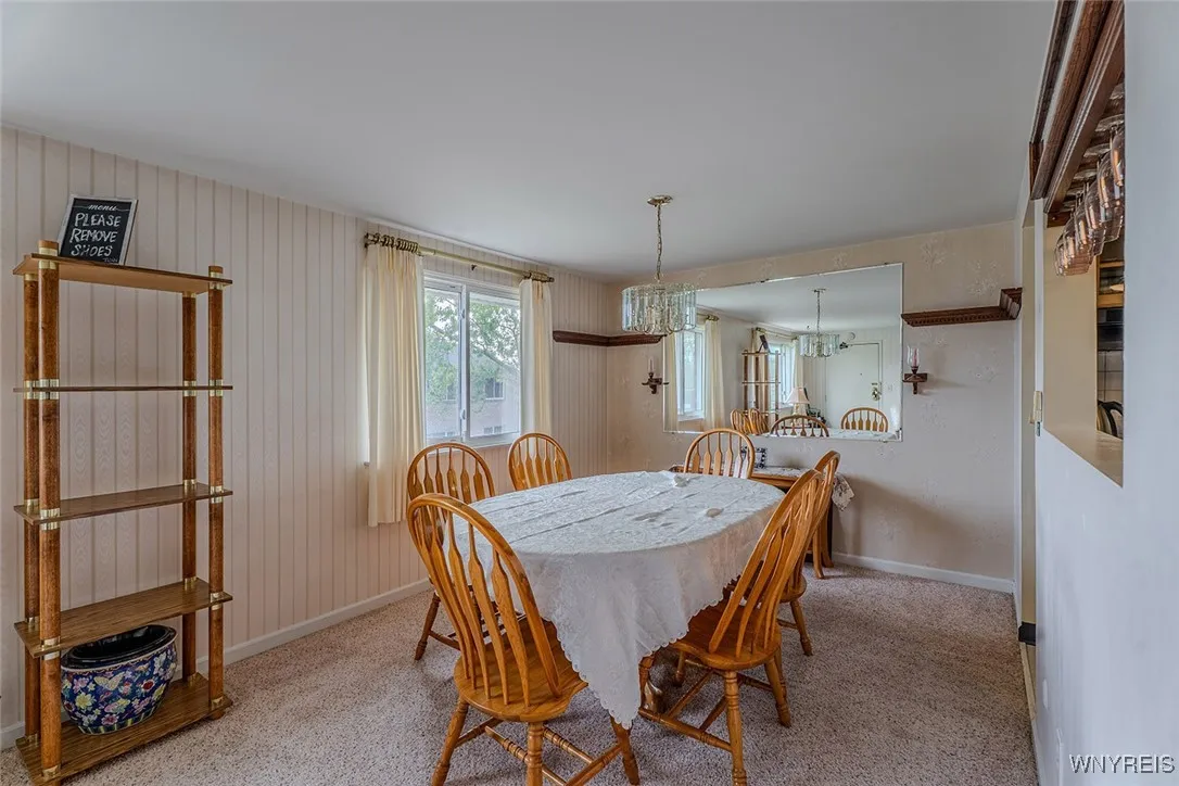 135 Old Lyme Drive 4, Amherst, New York 14221, Amherst, New York 14221, 2 Bedrooms Bedrooms, 5 Rooms Rooms,1 BathroomBathrooms,Residential,For Sale,135 Old Lyme Drive 4, Amherst, New York 14221,0,B1645490