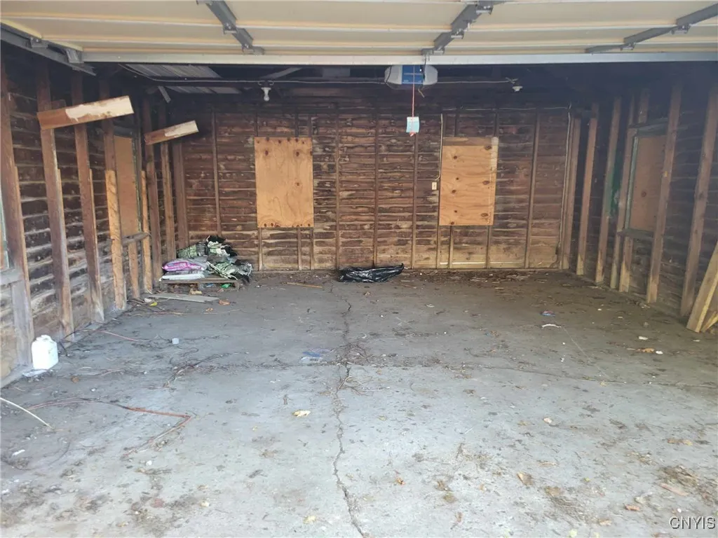 1425 Oneida Street, Utica, New York 13501, Utica, New York 13501, 6 Bedrooms Bedrooms, 14 Rooms Rooms,3 BathroomsBathrooms,Residential,For Sale,1425 Oneida Street, Utica, New York 13501,0,S1644627