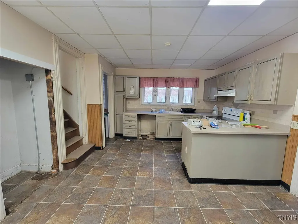 1425 Oneida Street, Utica, New York 13501, Utica, New York 13501, 6 Bedrooms Bedrooms, 14 Rooms Rooms,3 BathroomsBathrooms,Residential,For Sale,1425 Oneida Street, Utica, New York 13501,0,S1644627