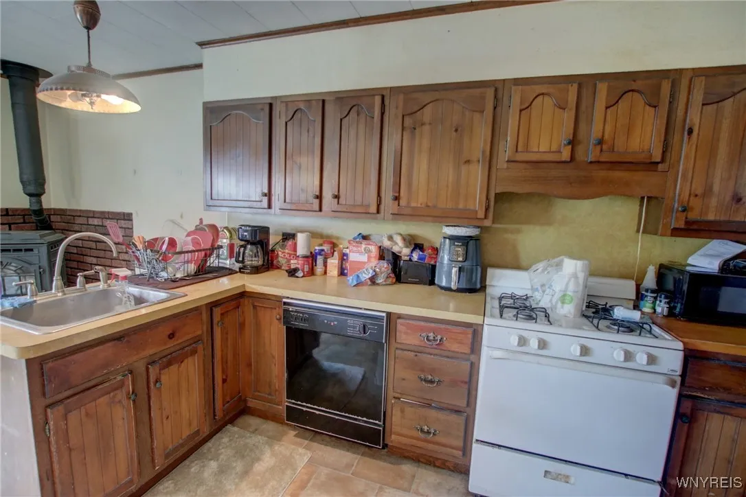 6778 Main Street, Cherry Creek, New York 14723, Cherry Creek, New York 14723, 3 Bedrooms Bedrooms, ,2 BathroomsBathrooms,Residential,For Sale,6778 Main Street, Cherry Creek, New York 14723,0,B1641588