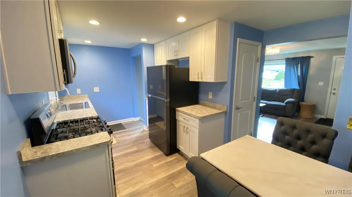 4888 Kennison Parkway, Hamburg, New York 14075, Hamburg, New York 14075, 3 Bedrooms Bedrooms, 5 Rooms Rooms,1 BathroomBathrooms,Residential,Closed,4888 Kennison Parkway, Hamburg, New York 14075,0,B1646090