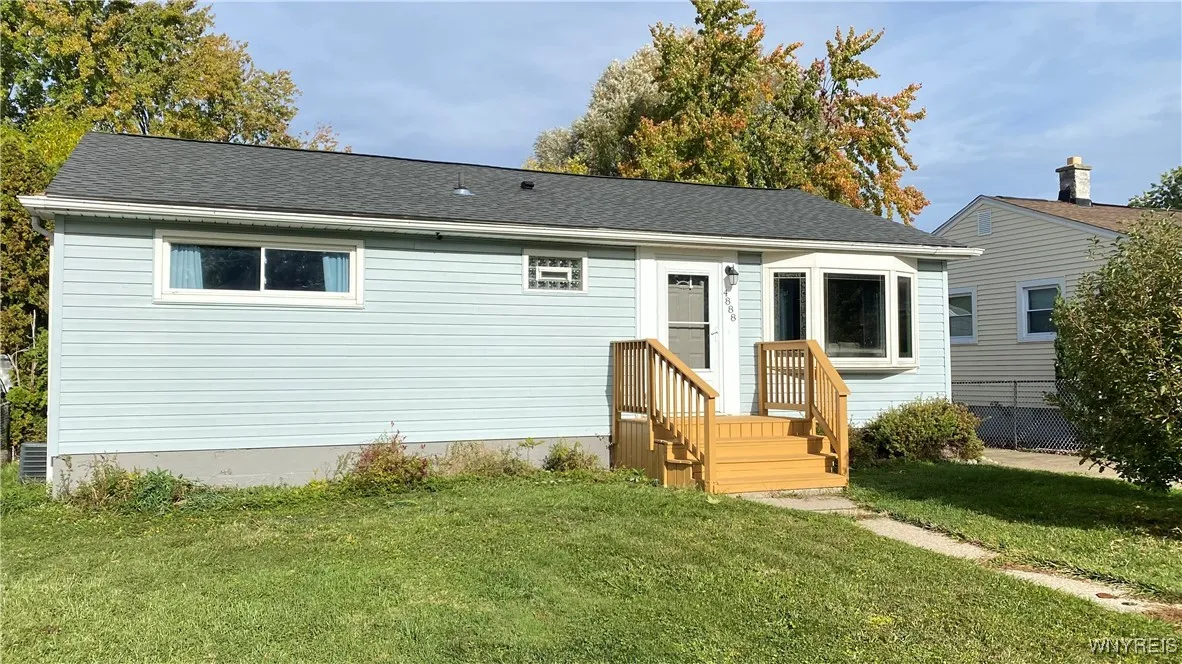 4888 Kennison Parkway, Hamburg, New York 14075, Hamburg, New York 14075, 3 Bedrooms Bedrooms, 5 Rooms Rooms,1 BathroomBathrooms,Residential,Closed,4888 Kennison Parkway, Hamburg, New York 14075,0,B1646090