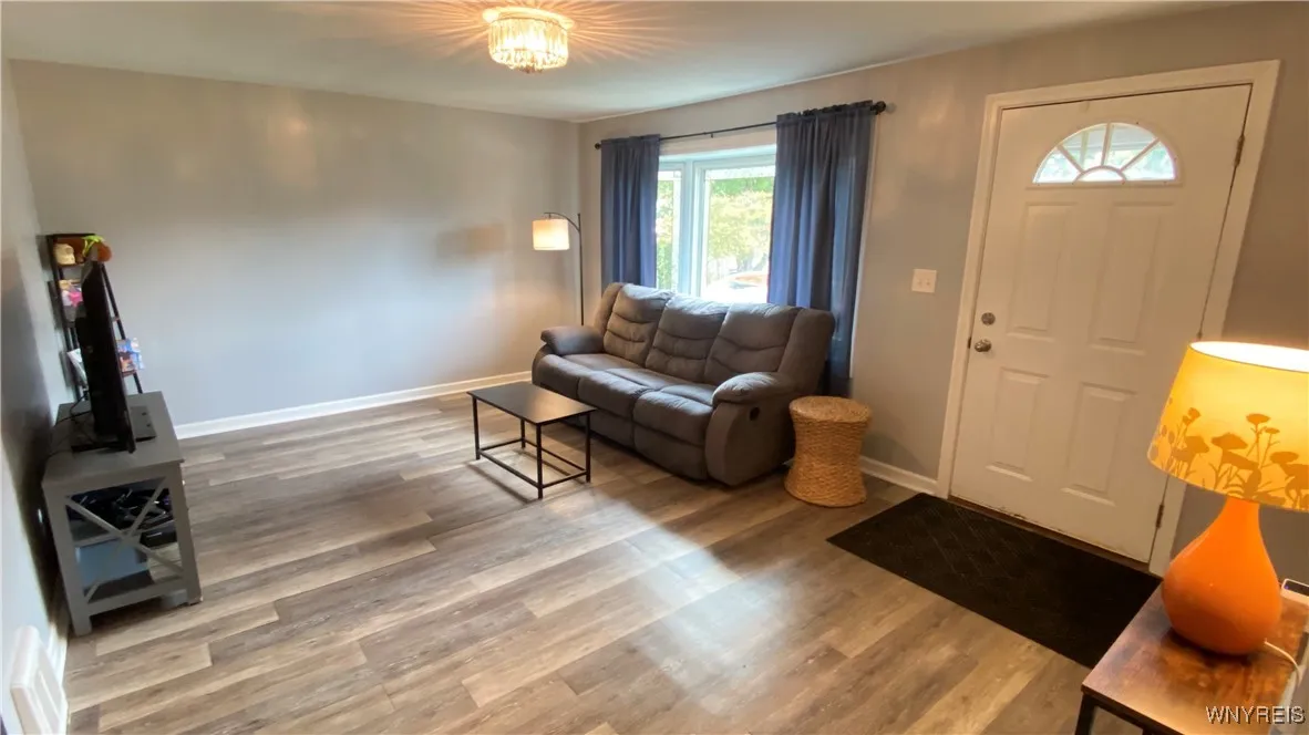 4888 Kennison Parkway, Hamburg, New York 14075, Hamburg, New York 14075, 3 Bedrooms Bedrooms, 5 Rooms Rooms,1 BathroomBathrooms,Residential,Closed,4888 Kennison Parkway, Hamburg, New York 14075,0,B1646090