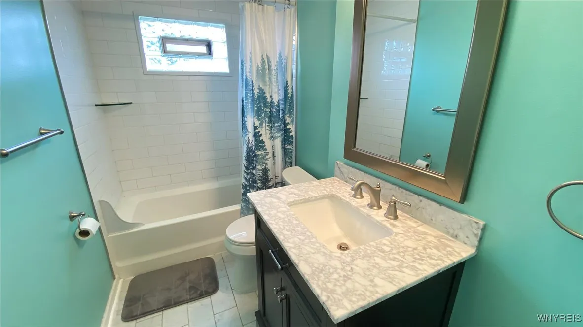 4888 Kennison Parkway, Hamburg, New York 14075, Hamburg, New York 14075, 3 Bedrooms Bedrooms, 5 Rooms Rooms,1 BathroomBathrooms,Residential,Closed,4888 Kennison Parkway, Hamburg, New York 14075,0,B1646090