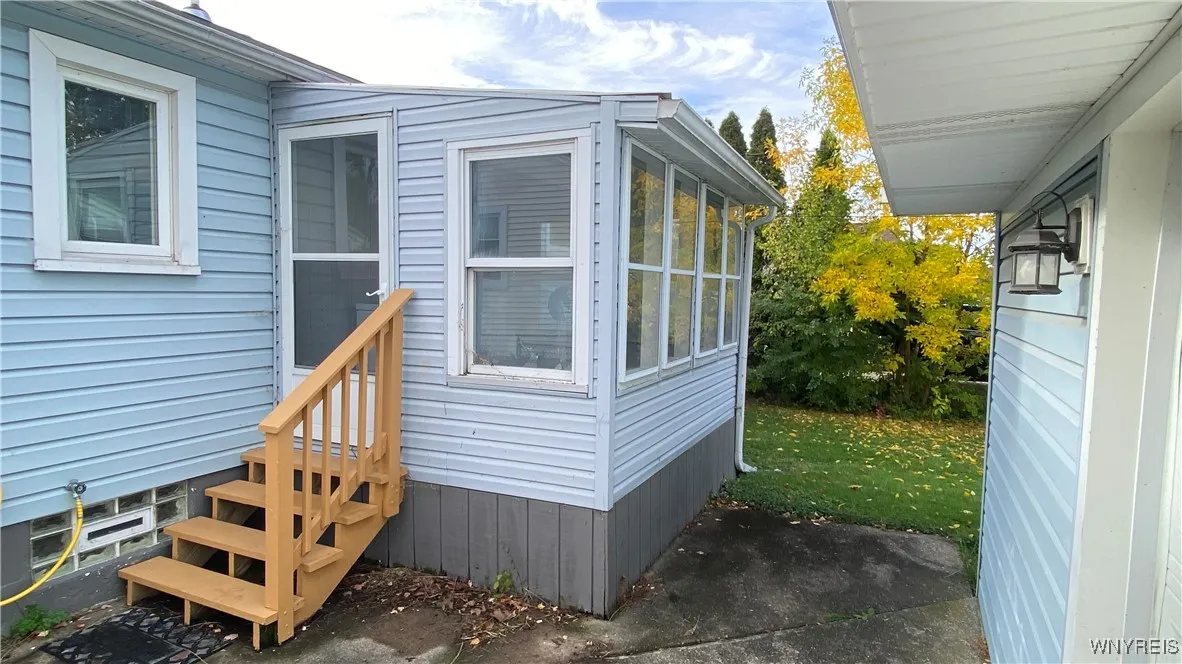 4888 Kennison Parkway, Hamburg, New York 14075, Hamburg, New York 14075, 3 Bedrooms Bedrooms, 5 Rooms Rooms,1 BathroomBathrooms,Residential,Closed,4888 Kennison Parkway, Hamburg, New York 14075,0,B1646090
