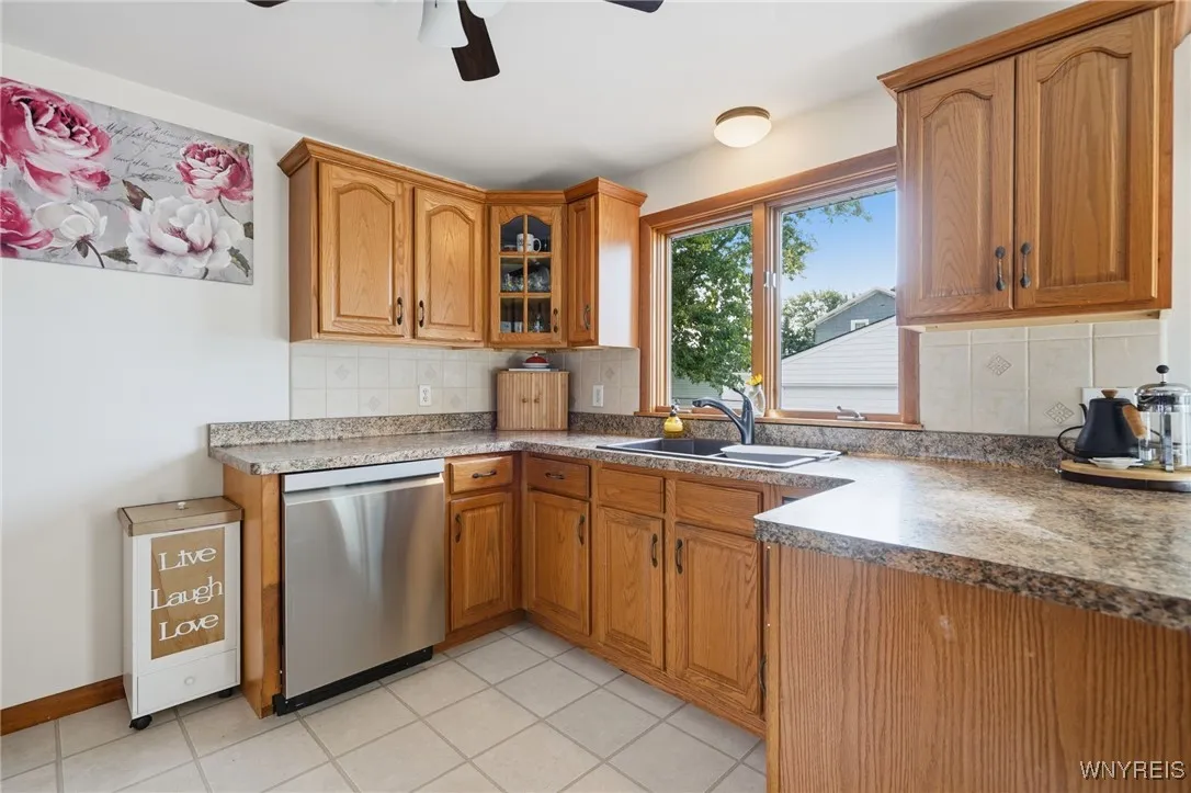 63 Knowlton Avenue, Lackawanna, New York 14218, Lackawanna, New York 14218, 3 Bedrooms Bedrooms, 6 Rooms Rooms,1 BathroomBathrooms,Residential,For Sale,63 Knowlton Avenue, Lackawanna, New York 14218,0,B1646008