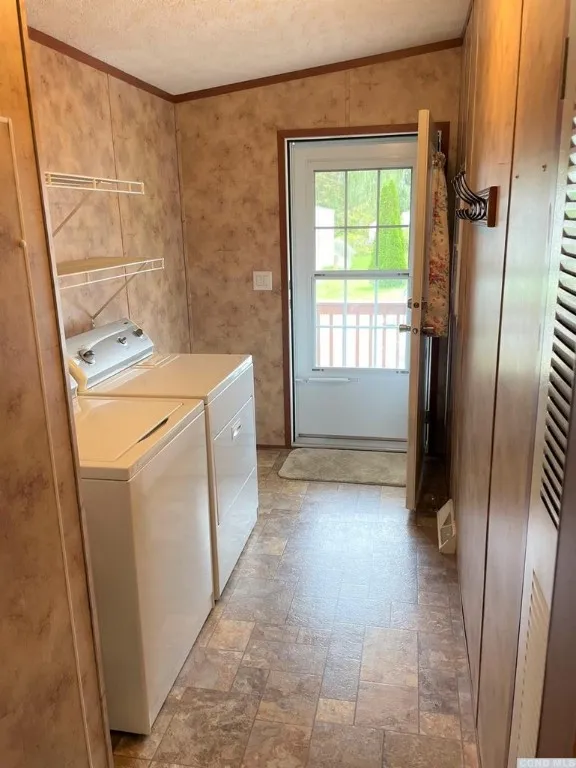 113 Pewter Lane, Cobleskill, New York 12043, Cobleskill, New York 12043, 3 Bedrooms Bedrooms, 6 Rooms Rooms,2 BathroomsBathrooms,Residential,For Sale,113 Pewter Lane, Cobleskill, New York 12043,0,R1646179