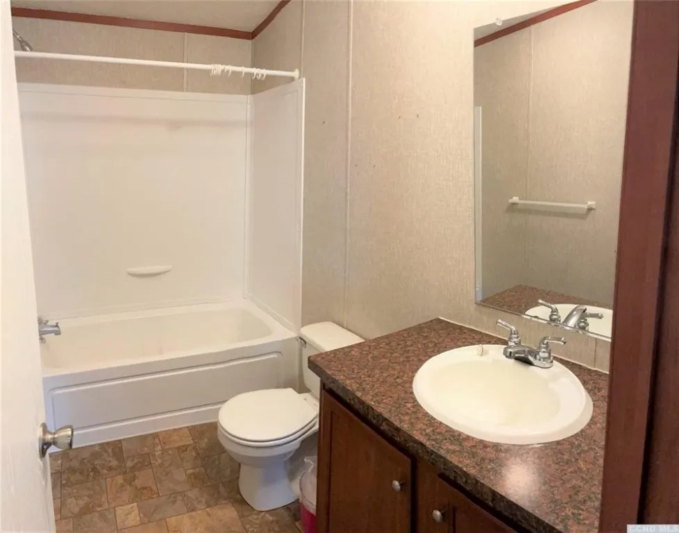 113 Pewter Lane, Cobleskill, New York 12043, Cobleskill, New York 12043, 3 Bedrooms Bedrooms, 6 Rooms Rooms,2 BathroomsBathrooms,Residential,For Sale,113 Pewter Lane, Cobleskill, New York 12043,0,R1646179