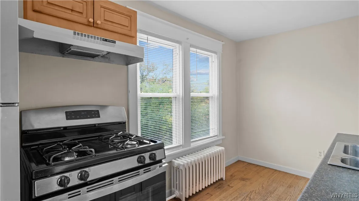 302 South Forest Road, Amherst, New York 14221, Amherst, New York 14221, 5 Bedrooms Bedrooms, ,2 BathroomsBathrooms,Residential,For Sale,302 South Forest Road, Amherst, New York 14221,0,B1644661