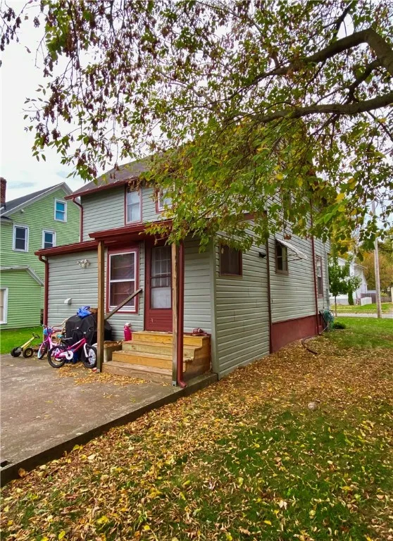 362 South Avenue, Shelby, New York 14103, Shelby, New York 14103, 3 Bedrooms Bedrooms, 7 Rooms Rooms,1 BathroomBathrooms,Residential,For Sale,362 South Avenue, Shelby, New York 14103,0,R1645907