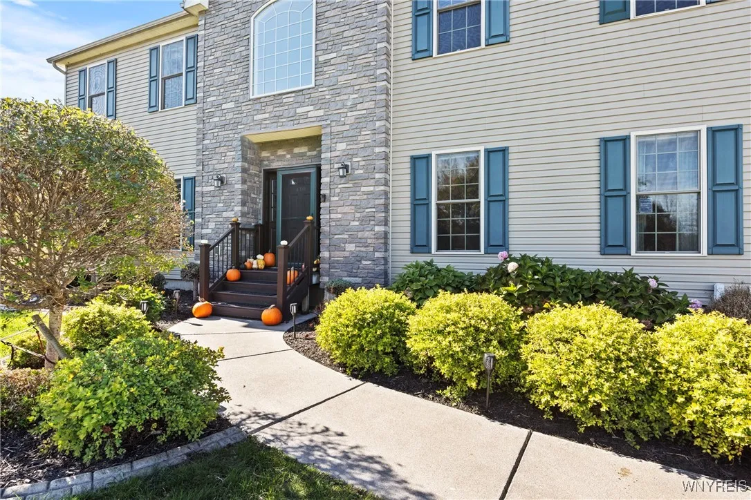 410 Northrup Road, Elma, New York 14059, Elma, New York 14059, 4 Bedrooms Bedrooms, 18 Rooms Rooms,2 BathroomsBathrooms,Residential,For Sale,410 Northrup Road, Elma, New York 14059,0,B1646215