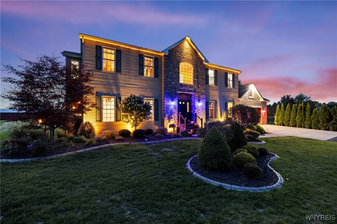 410 Northrup Road, Elma, New York 14059, Elma, New York 14059, 4 Bedrooms Bedrooms, 18 Rooms Rooms,2 BathroomsBathrooms,Residential,For Sale,410 Northrup Road, Elma, New York 14059,0,B1646215