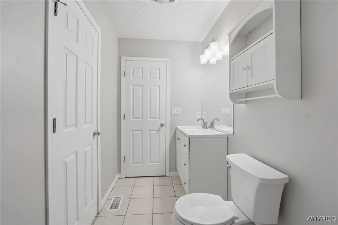 6015 Pinehurst Court, Hamburg, New York 14085, Hamburg, New York 14085, 3 Bedrooms Bedrooms, 6 Rooms Rooms,2 BathroomsBathrooms,Residential,For Sale,6015 Pinehurst Court, Hamburg, New York 14085,0,B1645970 6015 Pinehurst Court, Hamburg, New York 14085, Hamburg, New York 14085, 3 Bedrooms Bedrooms, 6 Rooms Rooms,2 BathroomsBathrooms,Residential,For Sale,6015 Pinehurst Court, Hamburg, New York 14085,0,B1645970