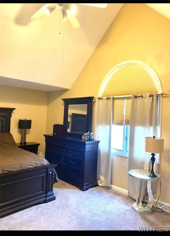 32 North Hill Drive, West Seneca, New York 14224, West Seneca, New York 14224, 2 Bedrooms Bedrooms, 6 Rooms Rooms,1 BathroomBathrooms,Residential Lease,For Rent,32 North Hill Drive, West Seneca, New York 14224,0,B1646166