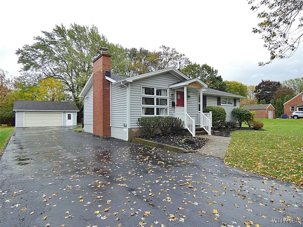 183 N Harvest St, Amherst, New York 14221, Amherst, New York 14221, 3 Bedrooms Bedrooms, 5 Rooms Rooms,1 BathroomBathrooms,Residential,For Sale,183 N Harvest St, Amherst, New York 14221,0,B1646197