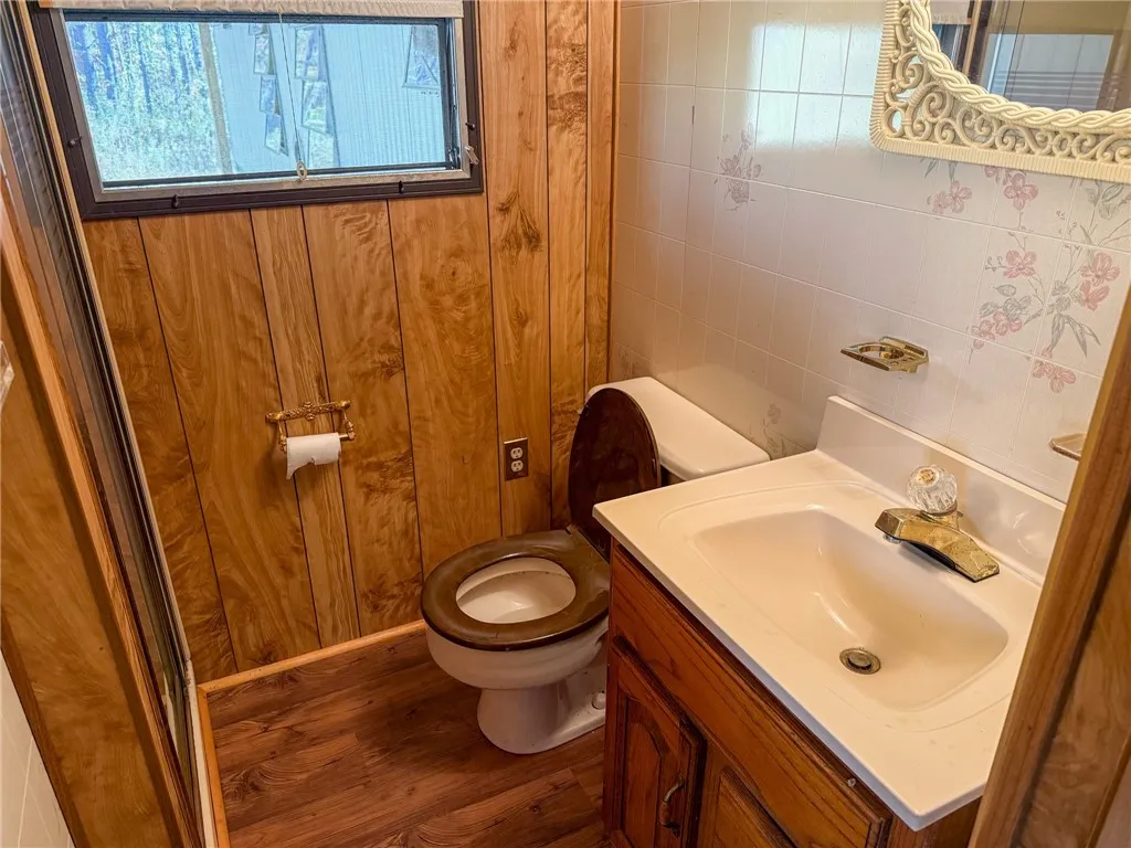 907 Skip Gray Road, Colchester, New York 13752, Colchester, New York 13752, 3 Bedrooms Bedrooms, 8 Rooms Rooms,3 BathroomsBathrooms,Residential,For Sale,907 Skip Gray Road, Colchester, New York 13752,0,R1646042