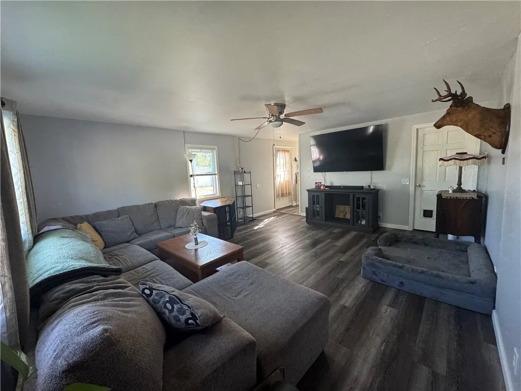 43 Garibaldi Avenue, Oakfield, New York 14125, Oakfield, New York 14125, 2 Bedrooms Bedrooms, 6 Rooms Rooms,1 BathroomBathrooms,Residential,For Sale,43 Garibaldi Avenue, Oakfield, New York 14125,0,R1642389