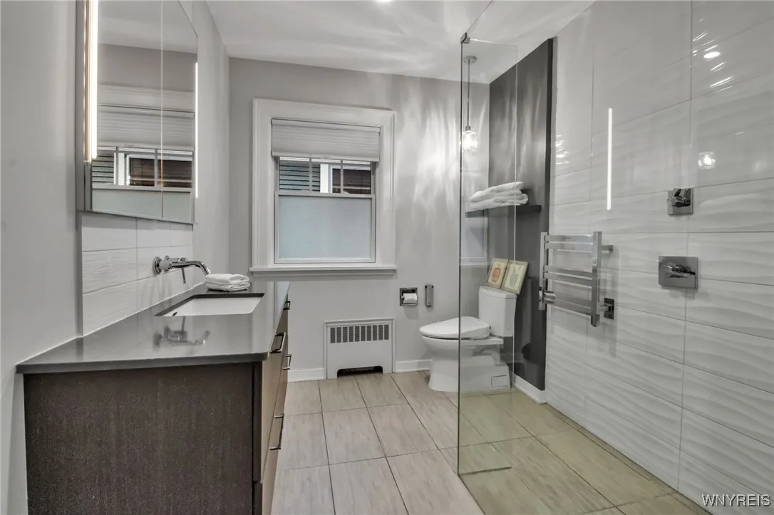 142 Lexington Avenue, Buffalo, New York 14222, Buffalo, New York 14222, 3 Bedrooms Bedrooms, 8 Rooms Rooms,2 BathroomsBathrooms,Residential,For Sale,142 Lexington Avenue, Buffalo, New York 14222,0,B1646048