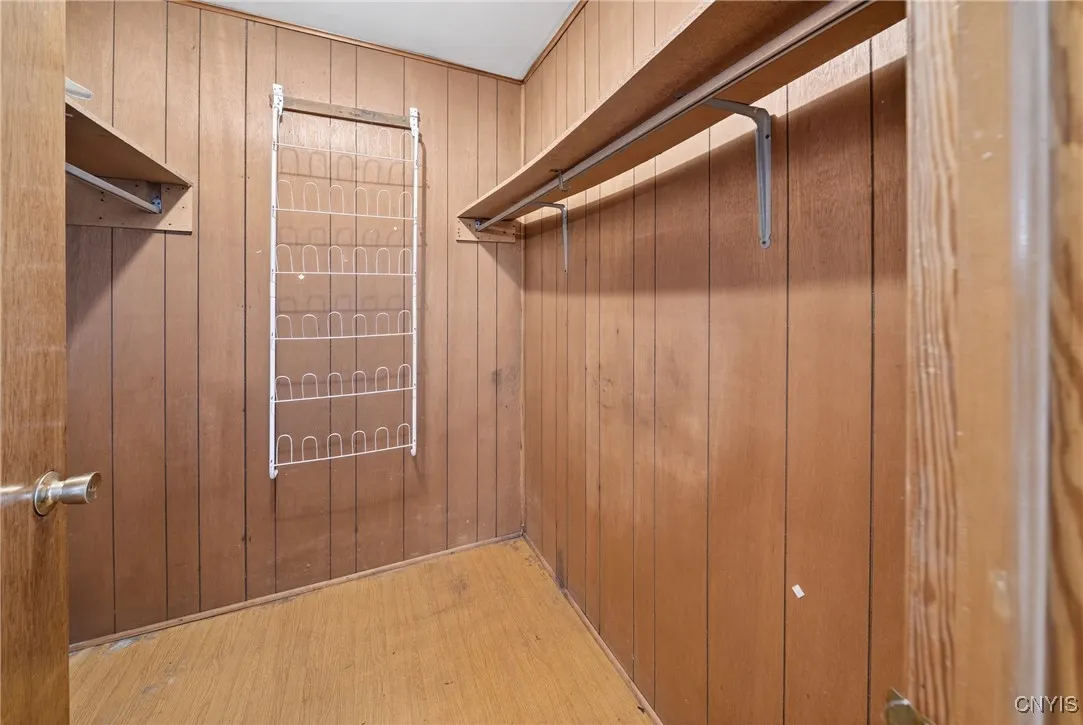 809 East Division Street, Syracuse, New York 13208, Syracuse, New York 13208, 3 Bedrooms Bedrooms, 10 Rooms Rooms,3 BathroomsBathrooms,Residential,For Sale,809 East Division Street, Syracuse, New York 13208,0,S1645798