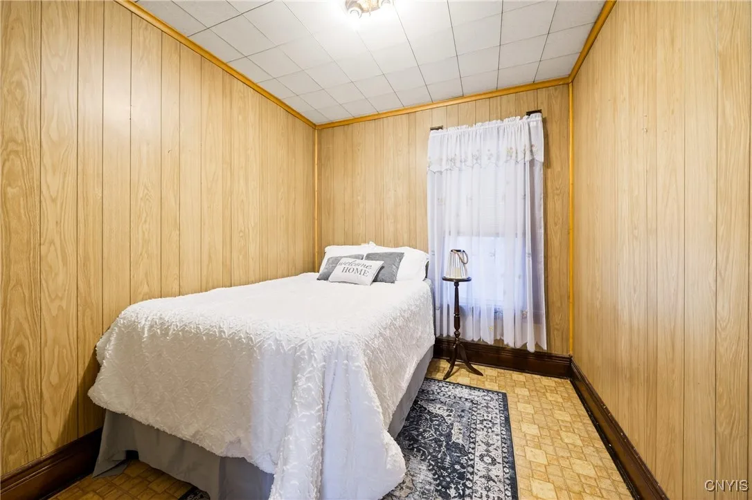 809 East Division Street, Syracuse, New York 13208, Syracuse, New York 13208, 3 Bedrooms Bedrooms, 10 Rooms Rooms,3 BathroomsBathrooms,Residential,For Sale,809 East Division Street, Syracuse, New York 13208,0,S1645798