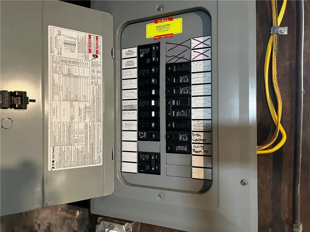 71 Sherrill Street, Geneva City, New York 14456, Geneva City, New York 14456, 4 Bedrooms Bedrooms, 8 Rooms Rooms,1 BathroomBathrooms,Residential,For Sale,71 Sherrill Street, Geneva City, New York 14456,0,R1646009