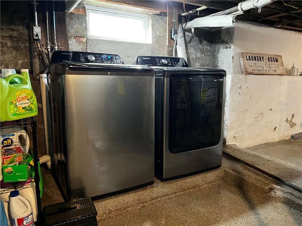 71 Sherrill Street, Geneva City, New York 14456, Geneva City, New York 14456, 4 Bedrooms Bedrooms, 8 Rooms Rooms,1 BathroomBathrooms,Residential,For Sale,71 Sherrill Street, Geneva City, New York 14456,0,R1646009