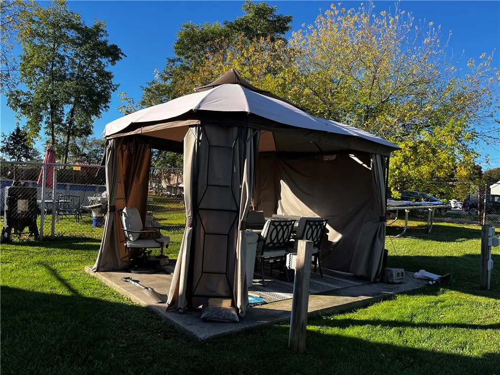 71 Sherrill Street, Geneva City, New York 14456, Geneva City, New York 14456, 4 Bedrooms Bedrooms, 8 Rooms Rooms,1 BathroomBathrooms,Residential,For Sale,71 Sherrill Street, Geneva City, New York 14456,0,R1646009