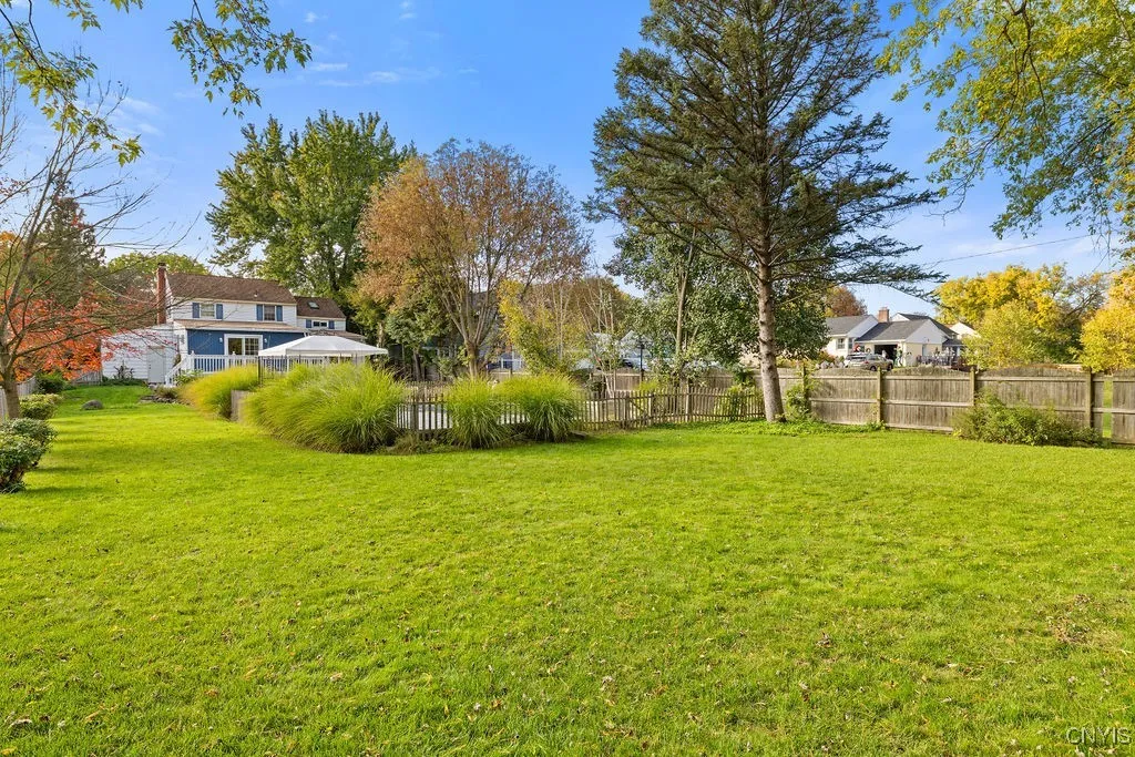 303 Bronson Road, Geddes, New York 13219, Geddes, New York 13219, 3 Bedrooms Bedrooms, 9 Rooms Rooms,1 BathroomBathrooms,Residential,For Sale,303 Bronson Road, Geddes, New York 13219,0,S1643084