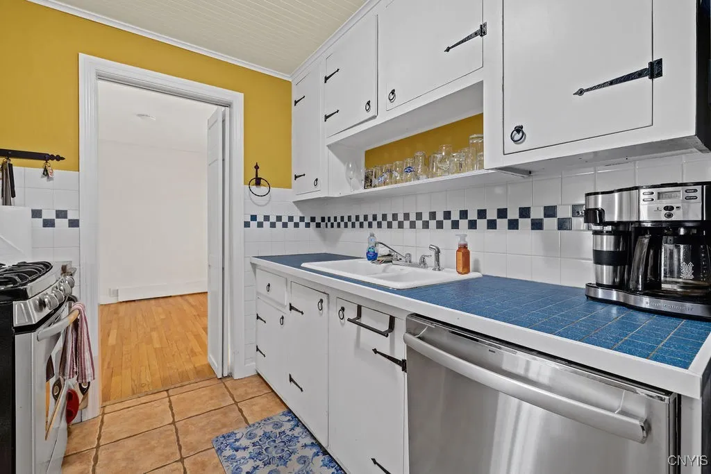 303 Bronson Road, Geddes, New York 13219, Geddes, New York 13219, 3 Bedrooms Bedrooms, 9 Rooms Rooms,1 BathroomBathrooms,Residential,For Sale,303 Bronson Road, Geddes, New York 13219,0,S1643084