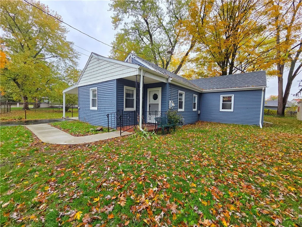 238 Lenox Avenue, Horseheads, New York 14845, Horseheads, New York 14845, 2 Bedrooms Bedrooms, 5 Rooms Rooms,1 BathroomBathrooms,Residential,For Sale,238 Lenox Avenue, Horseheads, New York 14845,0,R1645956