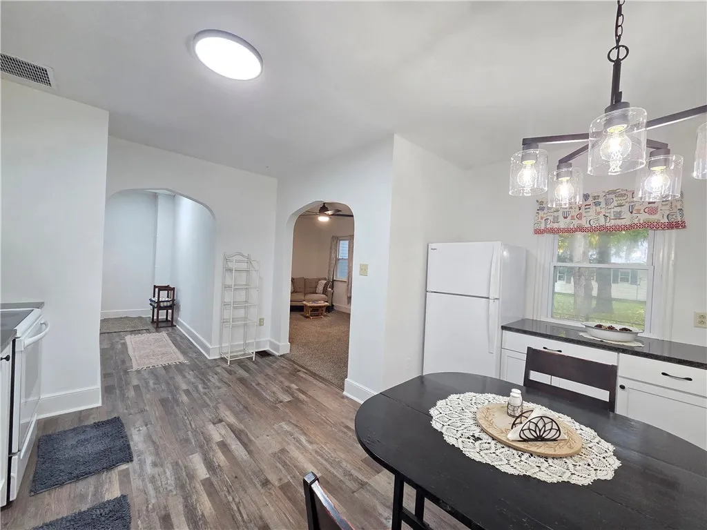 238 Lenox Avenue, Horseheads, New York 14845, Horseheads, New York 14845, 2 Bedrooms Bedrooms, 5 Rooms Rooms,1 BathroomBathrooms,Residential,For Sale,238 Lenox Avenue, Horseheads, New York 14845,0,R1645956