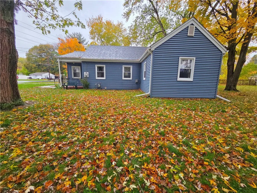 238 Lenox Avenue, Horseheads, New York 14845, Horseheads, New York 14845, 2 Bedrooms Bedrooms, 5 Rooms Rooms,1 BathroomBathrooms,Residential,For Sale,238 Lenox Avenue, Horseheads, New York 14845,0,R1645956