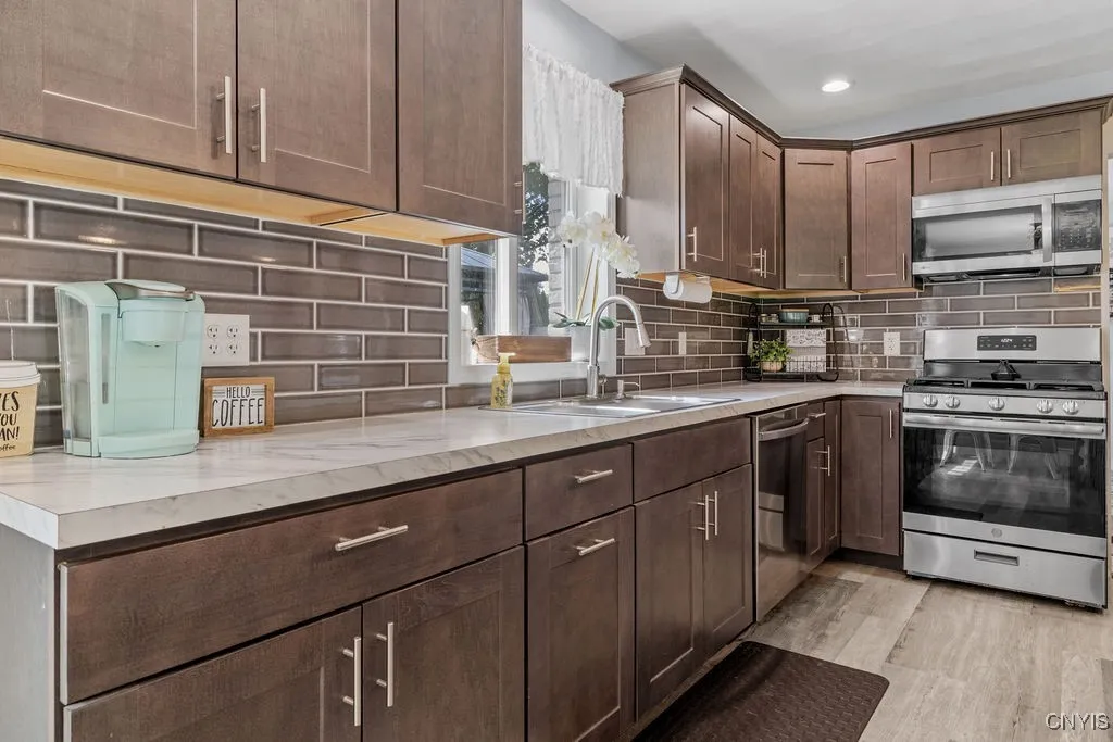 2808 Sharon Street, Brutus, New York 13166, Brutus, New York 13166, 2 Bedrooms Bedrooms, 5 Rooms Rooms,1 BathroomBathrooms,Residential,For Sale,2808 Sharon Street, Brutus, New York 13166,0,S1646269
