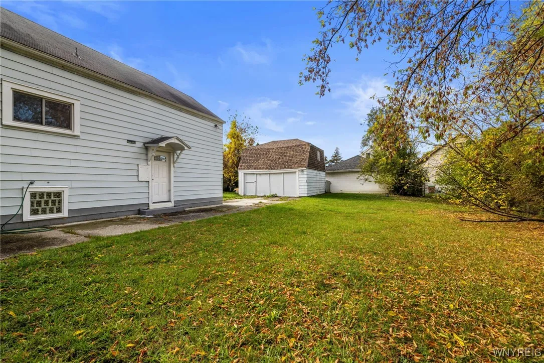 144 Alexander Avenue, Cheektowaga, New York 14211, Cheektowaga, New York 14211, 5 Bedrooms Bedrooms, 8 Rooms Rooms,1 BathroomBathrooms,Residential,For Sale,144 Alexander Avenue, Cheektowaga, New York 14211,0,B1646274
