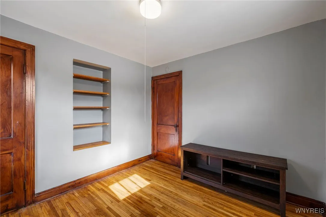 144 Alexander Avenue, Cheektowaga, New York 14211, Cheektowaga, New York 14211, 5 Bedrooms Bedrooms, 8 Rooms Rooms,1 BathroomBathrooms,Residential,For Sale,144 Alexander Avenue, Cheektowaga, New York 14211,0,B1646274