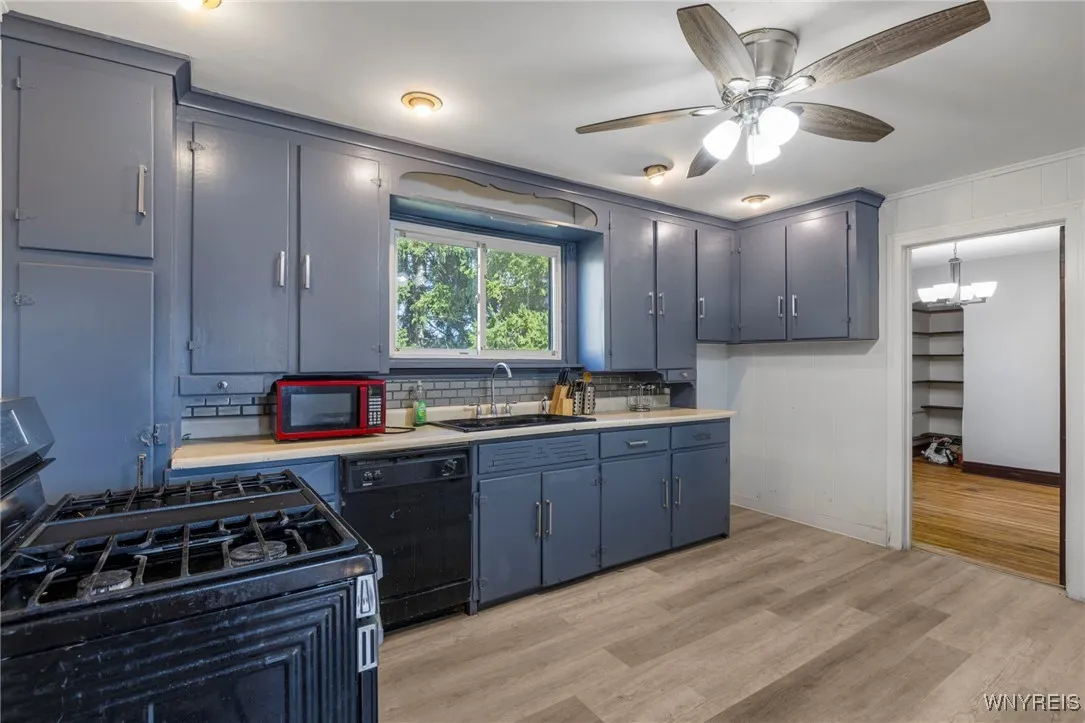 144 Alexander Avenue, Cheektowaga, New York 14211, Cheektowaga, New York 14211, 5 Bedrooms Bedrooms, 8 Rooms Rooms,1 BathroomBathrooms,Residential,For Sale,144 Alexander Avenue, Cheektowaga, New York 14211,0,B1646274