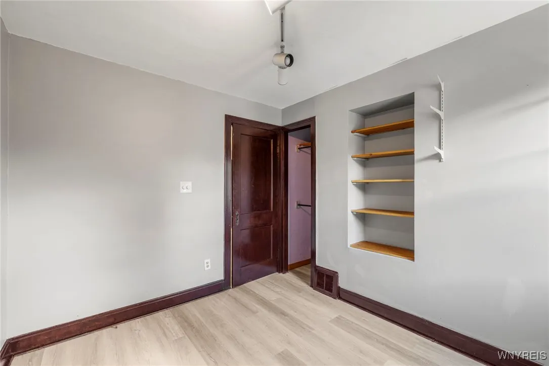 144 Alexander Avenue, Cheektowaga, New York 14211, Cheektowaga, New York 14211, 5 Bedrooms Bedrooms, 8 Rooms Rooms,1 BathroomBathrooms,Residential,For Sale,144 Alexander Avenue, Cheektowaga, New York 14211,0,B1646274