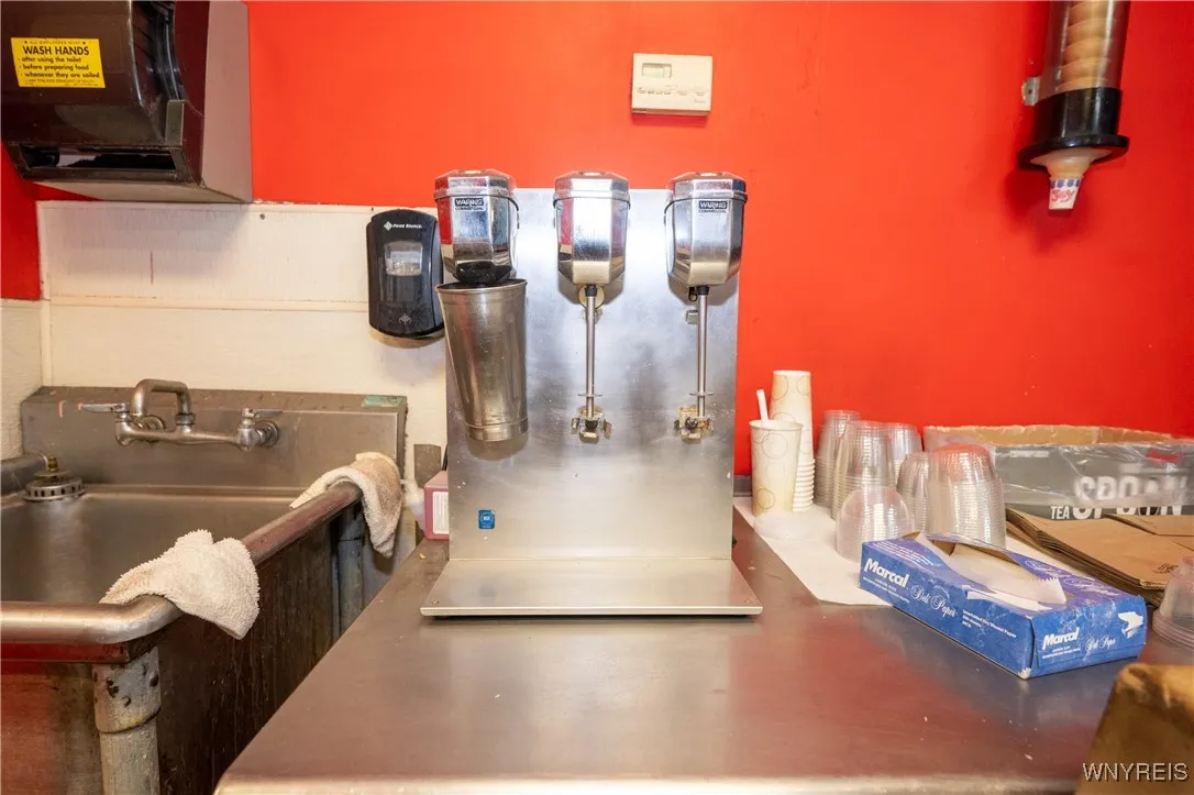 2026 Bailey Avenue, Buffalo, New York 14211, Buffalo, New York 14211, ,Commercial Sale,For Sale,2026 Bailey Avenue, Buffalo, New York 14211,0,B1646208