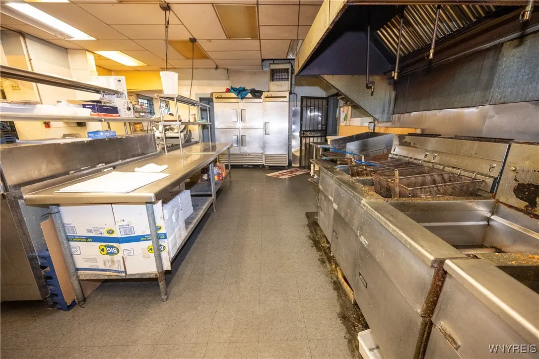 2026 Bailey Avenue, Buffalo, New York 14211, Buffalo, New York 14211, ,Commercial Sale,For Sale,2026 Bailey Avenue, Buffalo, New York 14211,0,B1646208