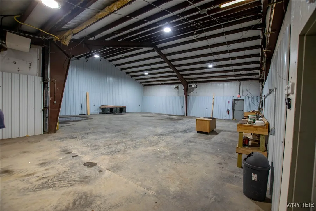 Office & Warehouse 1