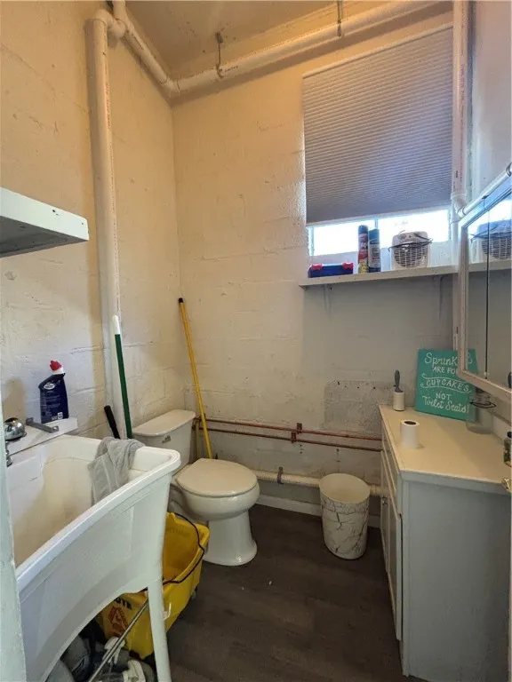15 Burt Avenue, Auburn, New York 13021, Auburn, New York 13021, ,Commercial Sale,For Sale,15 Burt Avenue, Auburn, New York 13021,0,R1646312