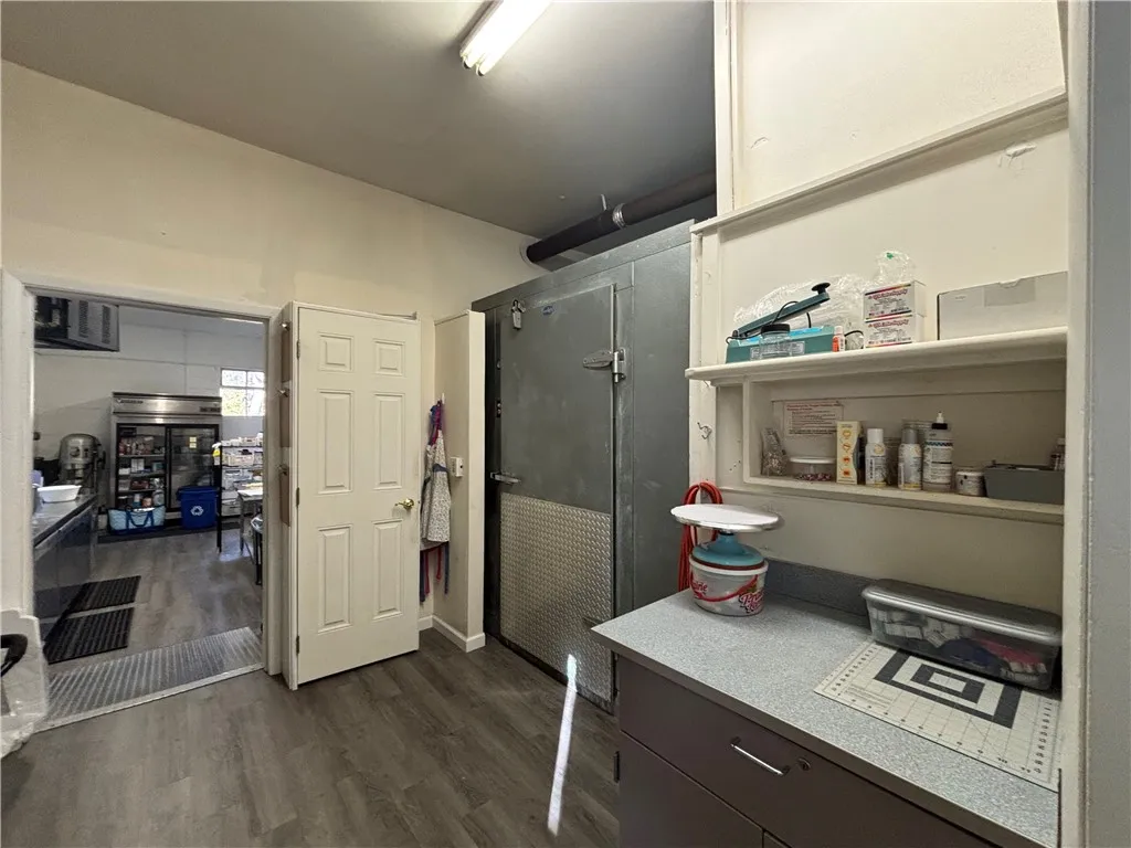 15 Burt Avenue, Auburn, New York 13021, Auburn, New York 13021, ,Commercial Sale,For Sale,15 Burt Avenue, Auburn, New York 13021,0,R1646312