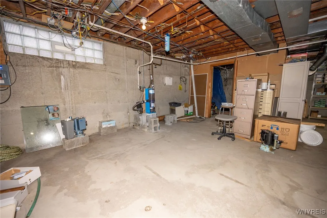 1616 Abbott Road, Lackawanna, New York 14218, Lackawanna, New York 14218, ,Commercial Sale,For Sale,1616 Abbott Road, Lackawanna, New York 14218,0,B1646275