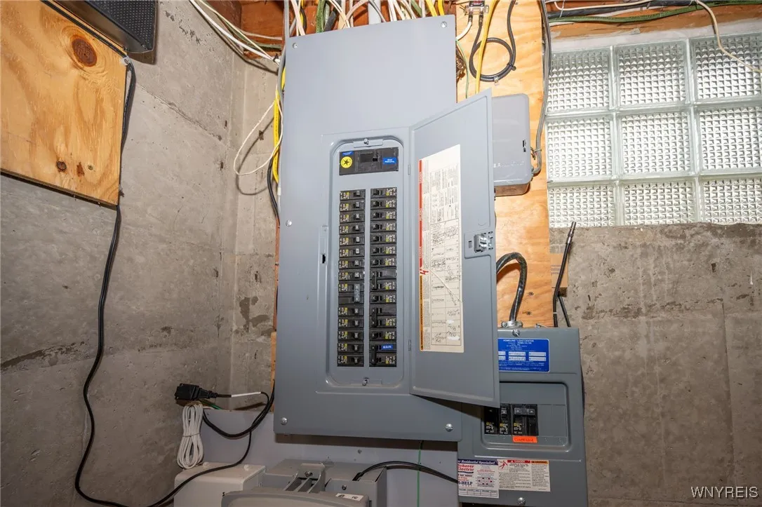 1616 Abbott Road, Lackawanna, New York 14218, Lackawanna, New York 14218, ,Commercial Sale,For Sale,1616 Abbott Road, Lackawanna, New York 14218,0,B1646275