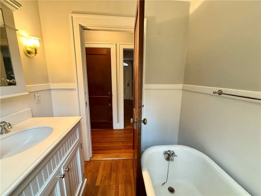 221 Centennial Farm Lane, Butternuts, New York 137, Butternuts, New York 13776, 4 Bedrooms Bedrooms, 10 Rooms Rooms,2 BathroomsBathrooms,Residential Lease,For Rent,221 Centennial Farm Lane, Butternuts, New York 137,0,R1646365